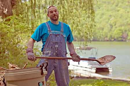 SERVICES-Laborer-496721584_5a6d123dba_b